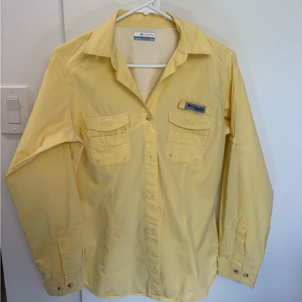 NWOT Columbia Light Yellow Casual Shirt
